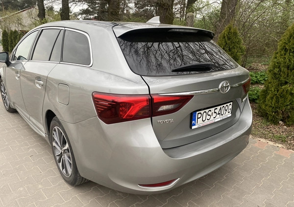 Toyota Avensis cena 39900 przebieg: 157451, rok produkcji 2015 z Odolanów małe 92